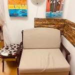 студия мир авангарда * סאני ביץ'