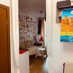 דירה студия мир авангарда סאני ביץ'